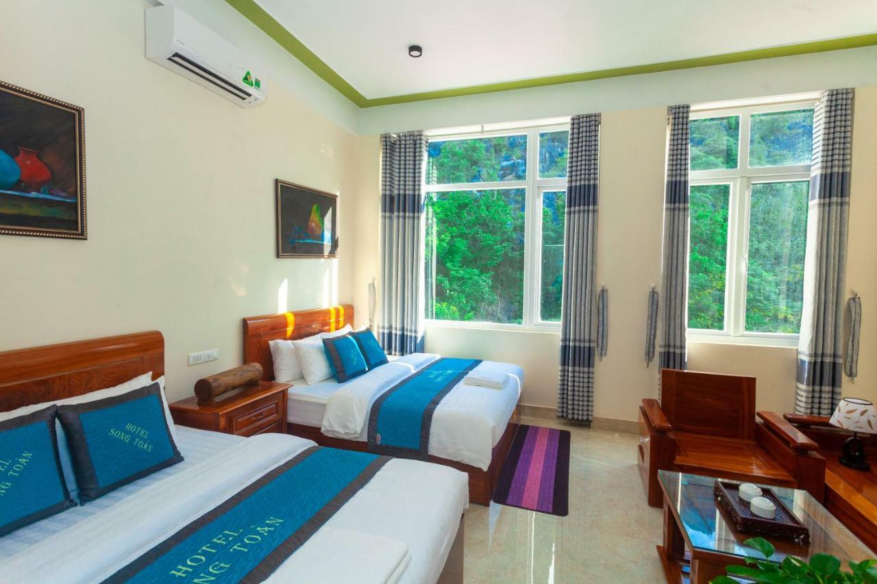 Song Toan Hotel Фонгня Экстерьер фото